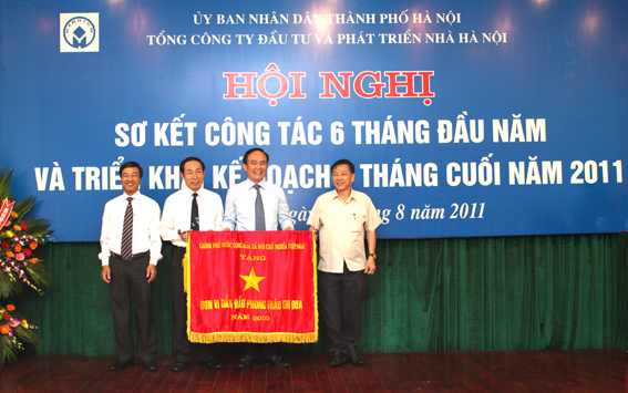 6.8 - Co thi dua.jpg